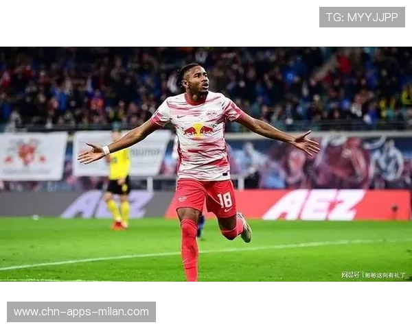 切尔西抢断后精准直传，恩昆库轻松破门