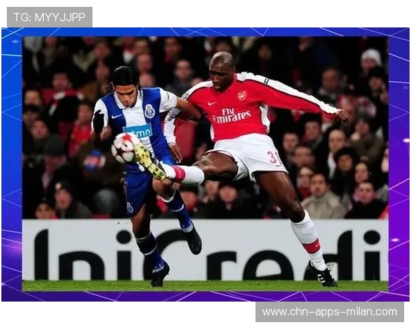 加拿大戴维斯飞速反击，打入精彩进球——速度与智慧点燃绿茵之夜