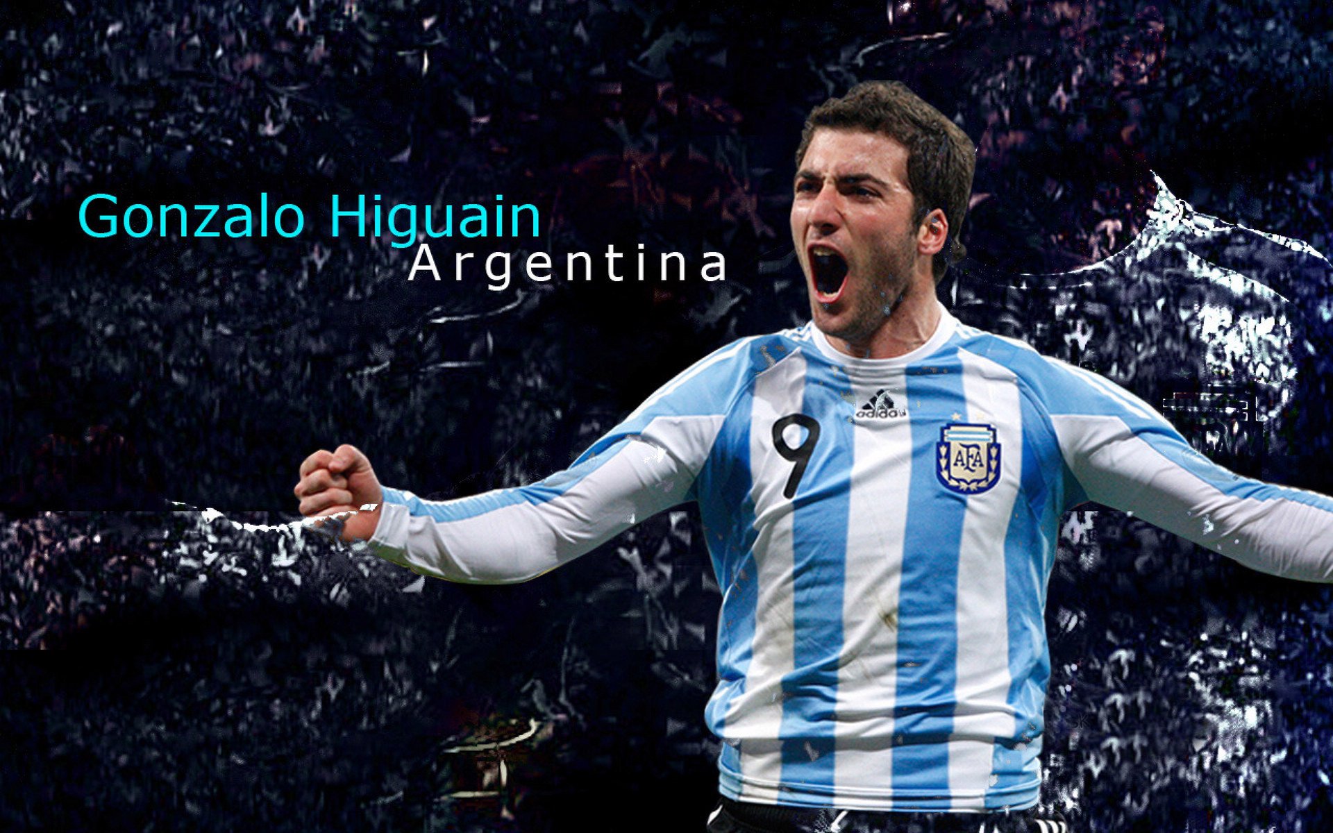 互联网+足球深度融合，推动行业与新兴技术的深度对接，互联网+体育